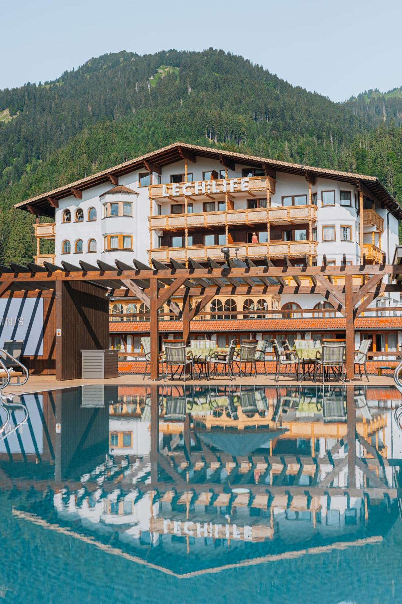 Aparthotel Lechlife Travelhouse Reutte Exterior foto
